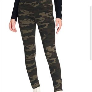 Sanctuary Camo Leggings/Pants